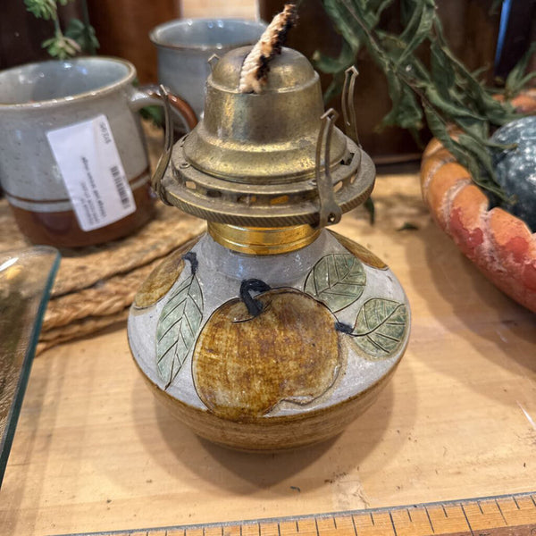 Clay bay oil lamp door countu