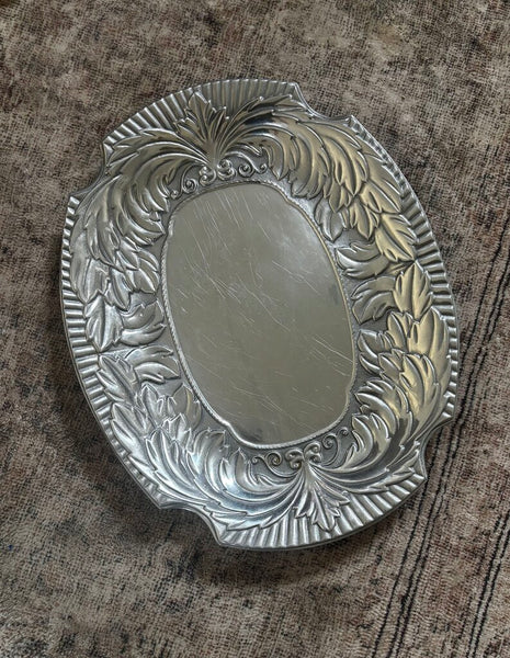 Wilton Armetale Pewter 19 Inch Acanthus Leaf Pattern Oval Serving Platter