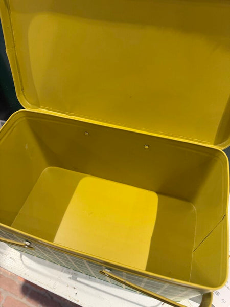 JFV ~ Retro metal medium size check basket