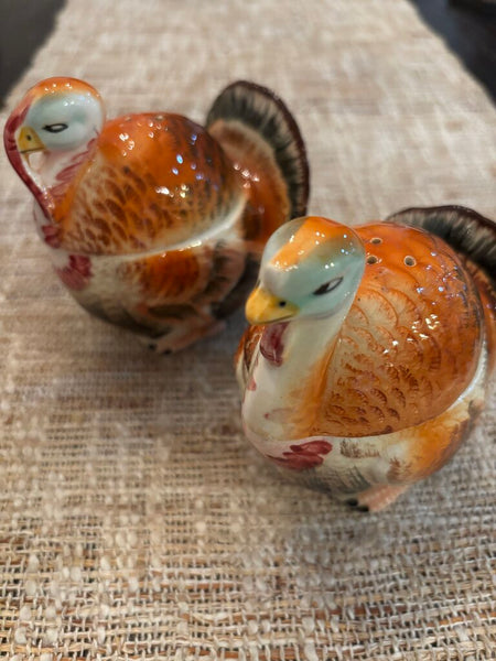 Vintage Pair Ceramic Turkey Salt Pepper Shakers Removable Top ~Japan~