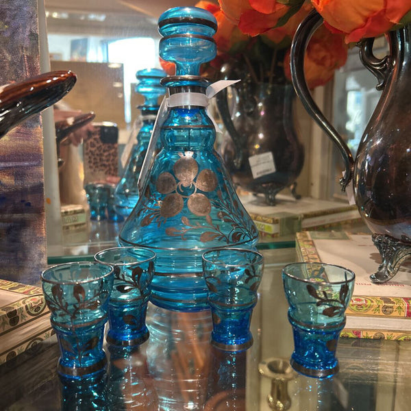 HAND BLOWN DECANTER WITH 4 GLASSES
