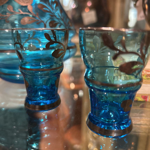 HAND BLOWN DECANTER WITH 4 GLASSES