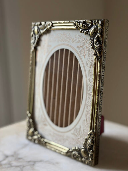 Metal Vintage Frame