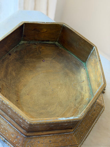 1780 Authentic Mottahedeh Vintage Brass Swan Box