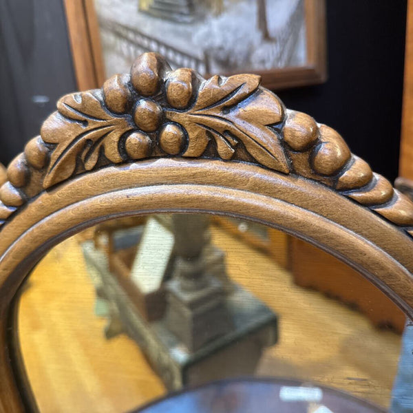 Vintage dresser mirror 16" w x 21" h