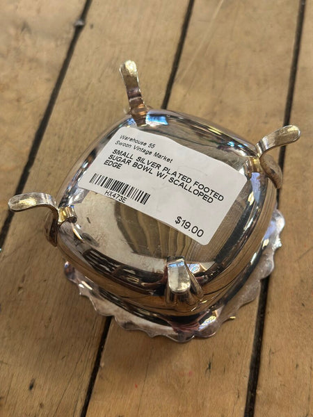 SMALL SILVER PLATED FOOTED SUGAR BOWL W/ SCALLOPED EDGE