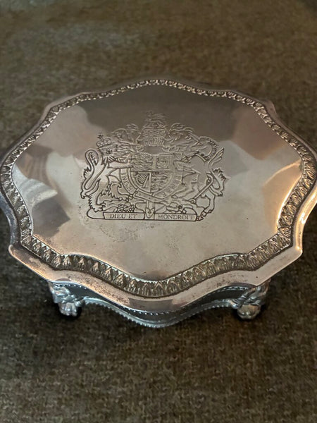 Vintage International Silver Plate Trinket Box 6.5 x 6 x 3