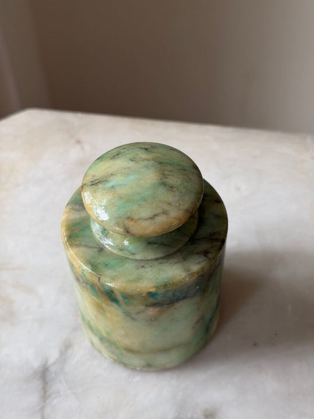 1739 Green Alabaster Paper Weight3.