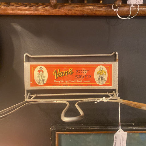 Vans boot saver rack