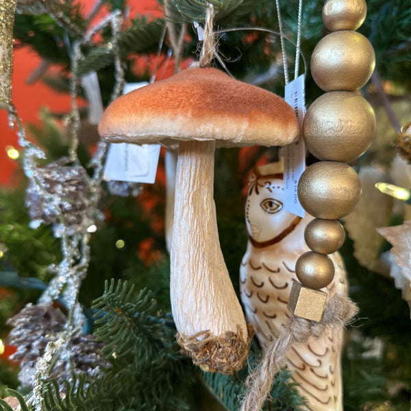 Velvet round mushroom ornament lt brown