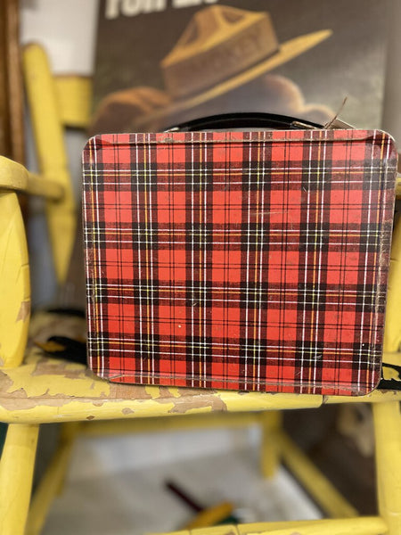 Jens Fresh Vintage ~ Vintage plaid lunchbox