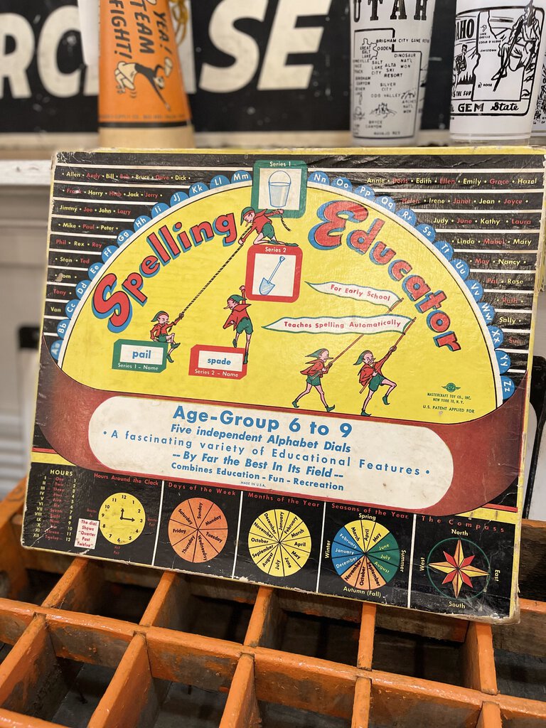 Jens Fresh Vintage ~ Vintage Spelling Educator game