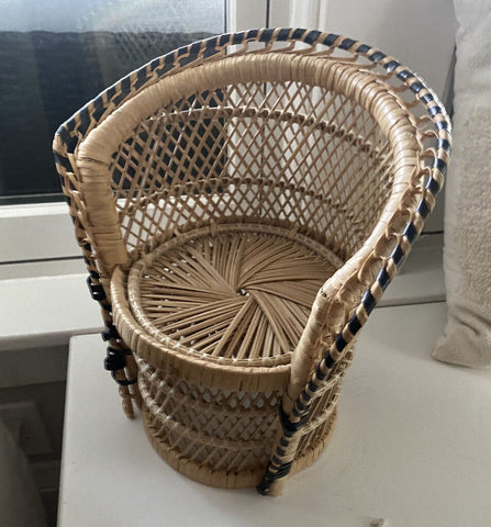 Small Wicker Chair / Plant Stand As Is W1191