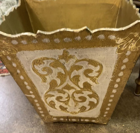 Vintage Gold Florentine wastebasket Italy as is