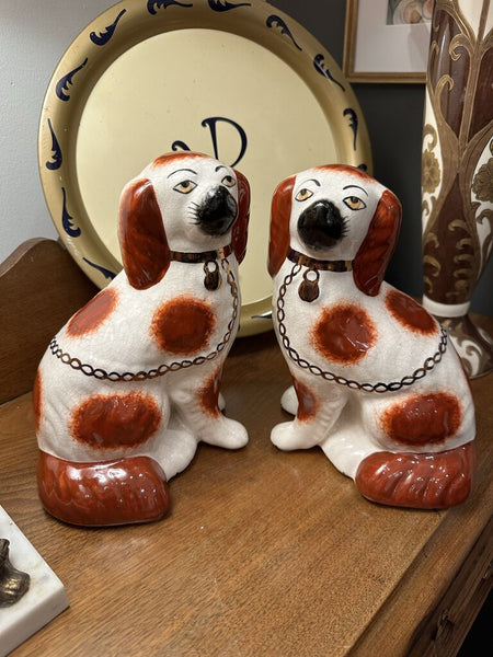 PAIR VINTAGE ENGLISH STAFFORDSHIRE SPANIELS, 8 1/2"H, IN STORE PICKUP ONLY