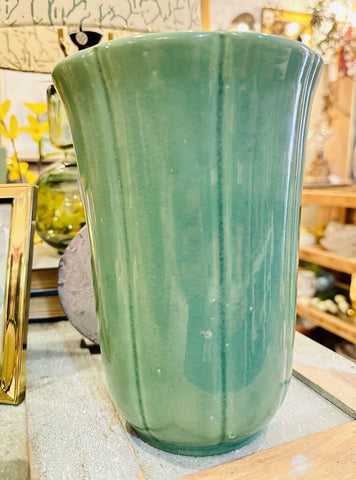 Vintage green vase 8 in